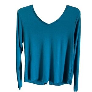 Eddie Bauer Women's Long Sleeve V-Neck T-Shirt, Large